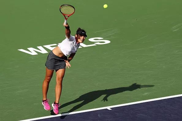 包含斯洛伐克主场告捷，取得宝贵三分的词条