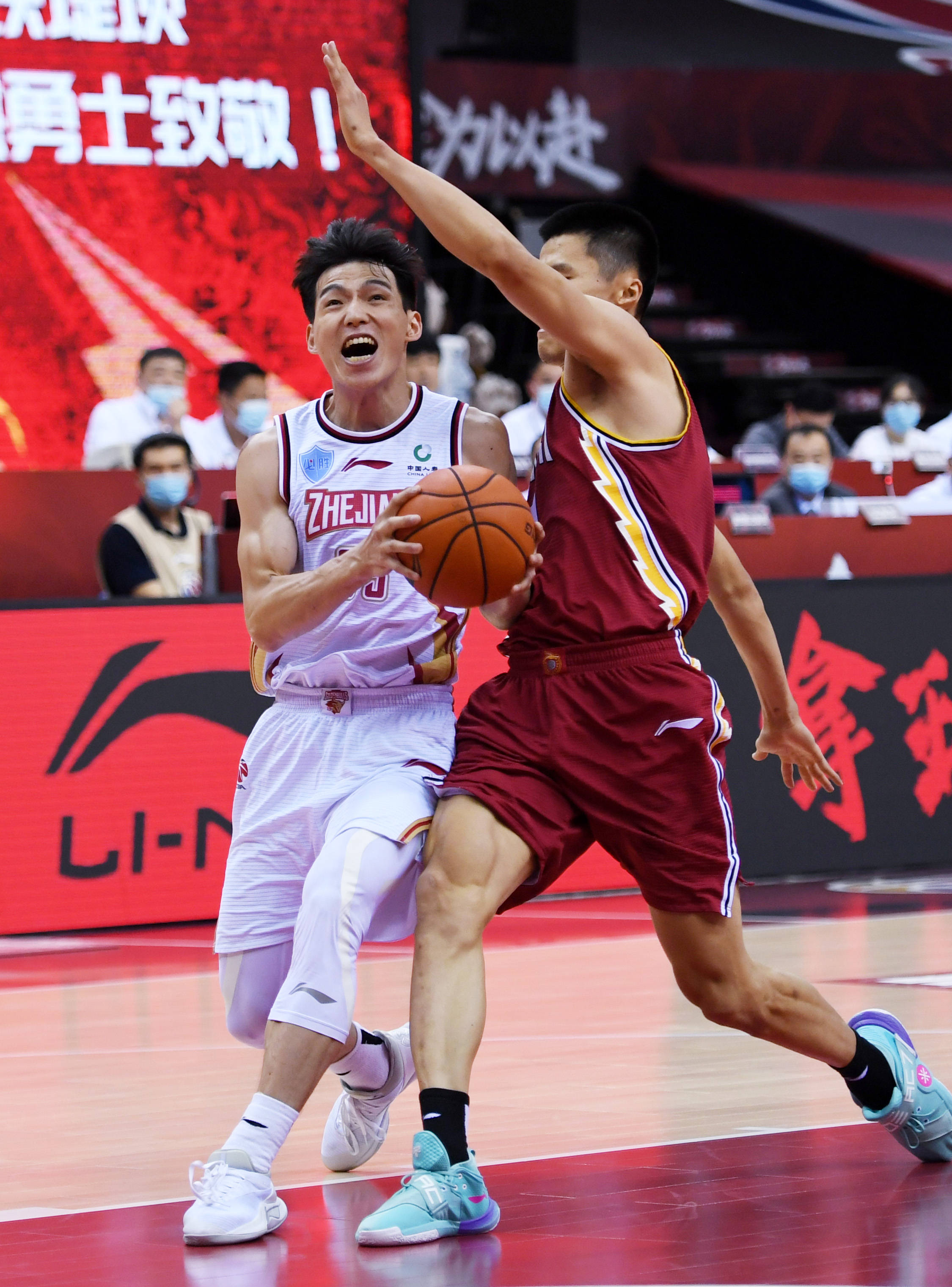 od体育登录入口-包含泰格史密斯宣布将离开欧洲篮球联赛的词条