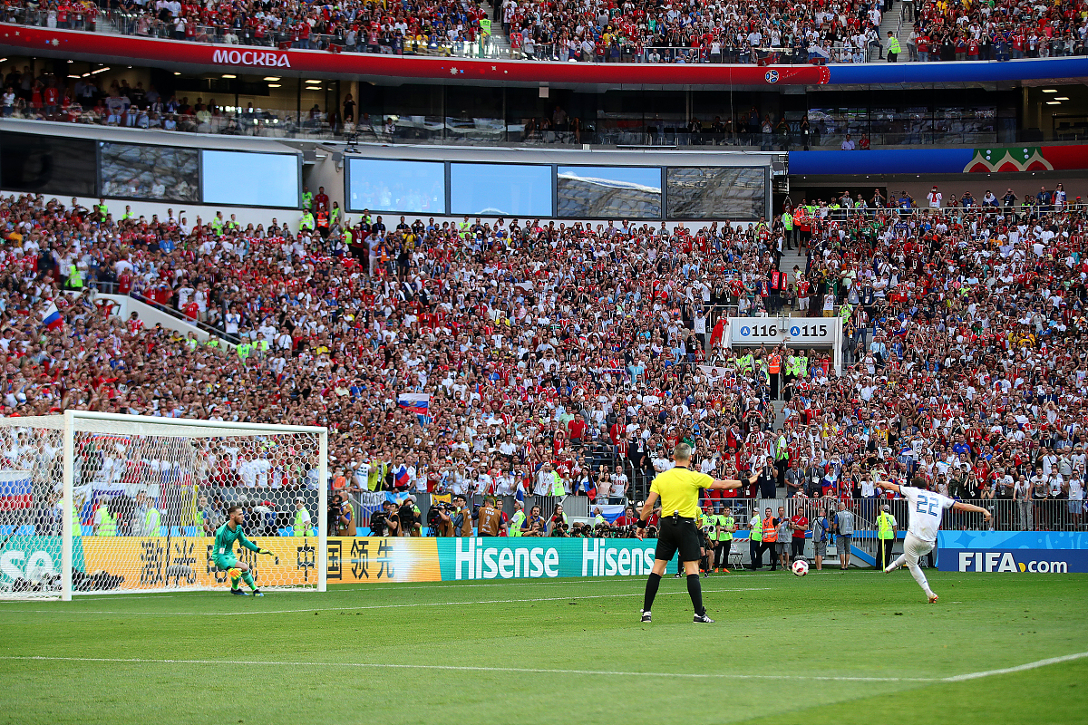 关于意大利足球巨头热那亚俱乐部向决赛冲刺的信息