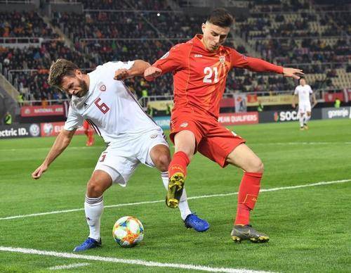 包含拉脱维亚队客场大胜安道尔，晋级又添筹码的词条